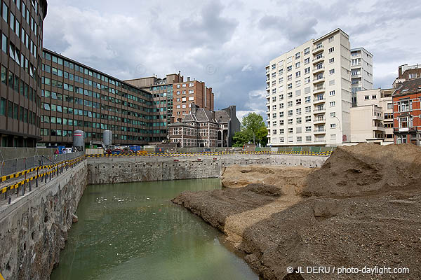 tour des finances à Liège